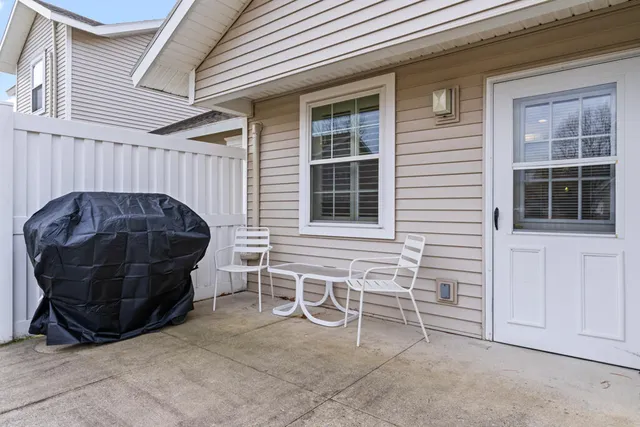 $325,000 | 27 Guadalcanal Street, Unit 27, Brunswick, ME 04011