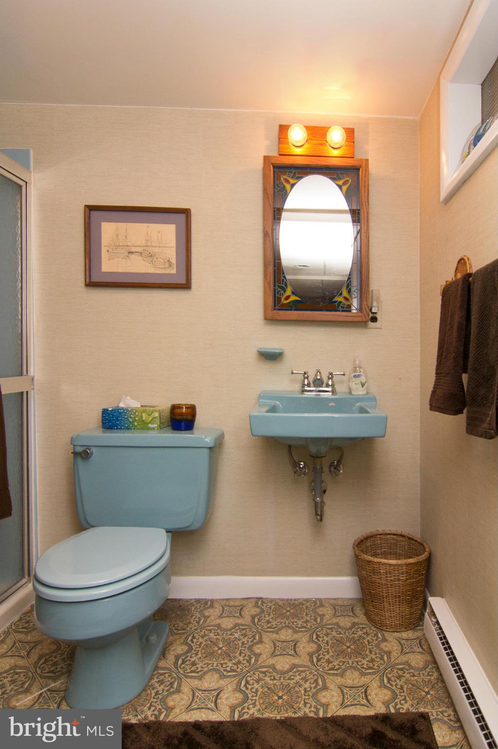 329 Hook Road Westminster, MD 21157 - Photo 23 of 28 Bath