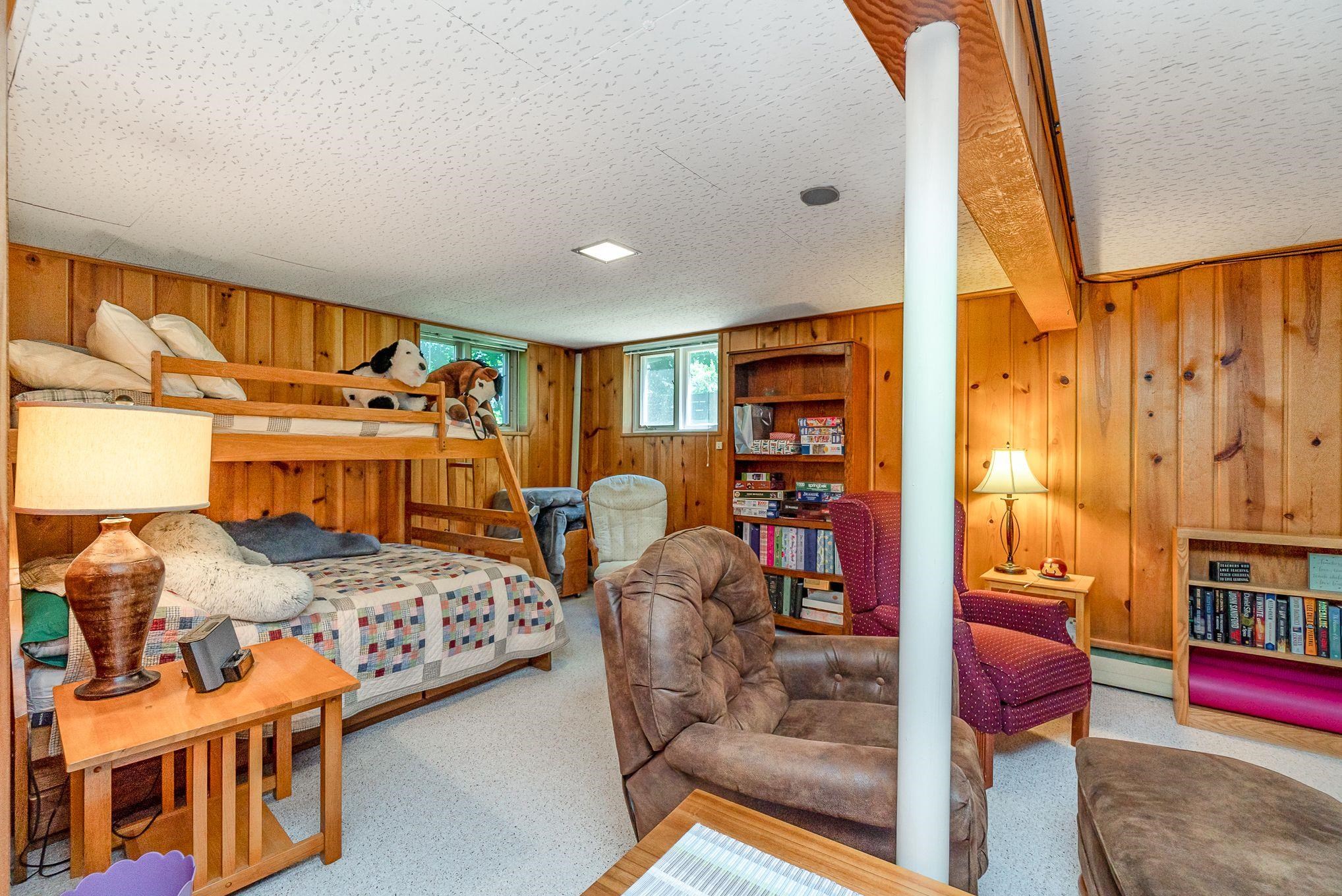 960 Falkirk Road Alma, MI 48801 - Photo 20 of 25 1901390-19.JPG