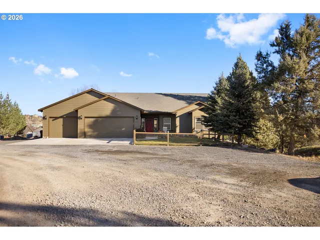 $675,000 | 2662 Meadowcrest Drive, Prineville, OR 97754