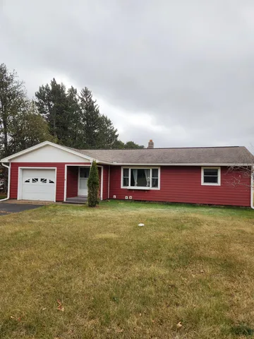 $260,900 | 16101 West County Hill Road, Hayward, WI 54843