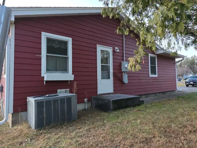 $260,900 | 16101 West County Hill Road, Hayward, WI 54843