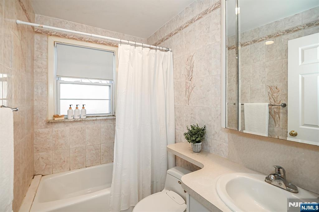 25-18 High Street, Unit A Fair Lawn, NJ 07410 - Photo 23 of 29