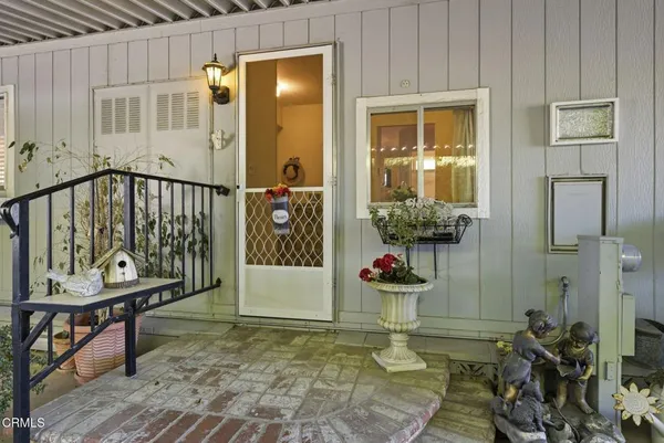 $499,000 | 161 Tahquitz Drive, Unit 35, Camarillo, CA 93012