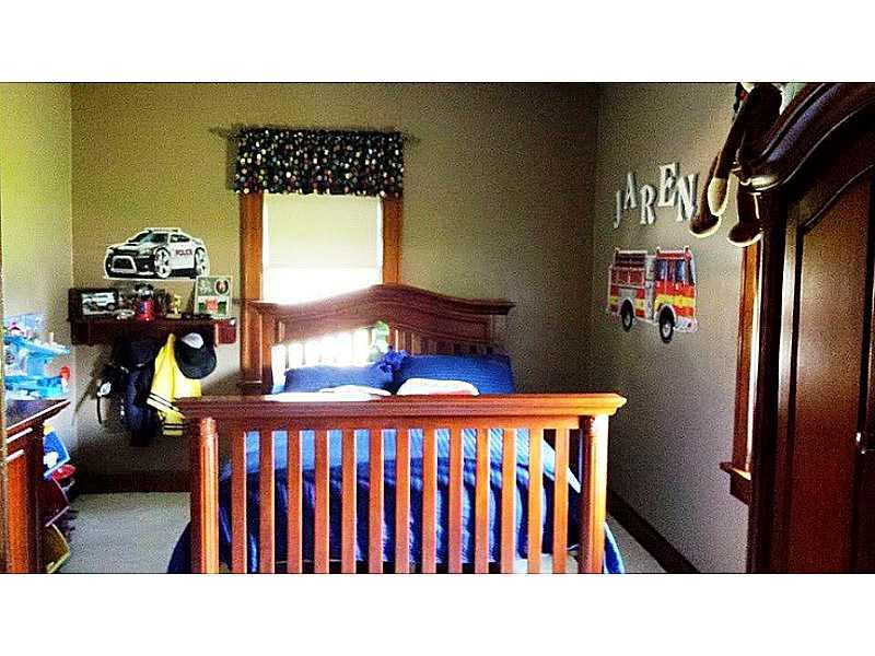 3270 Hubbard-Middlesex Road West Middlesex, PA 16159 - Photo 11 of 17 Bedroom.