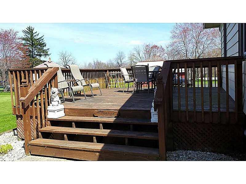 3270 Hubbard-Middlesex Road West Middlesex, PA 16159 - Photo 14 of 17 Patio/Deck.