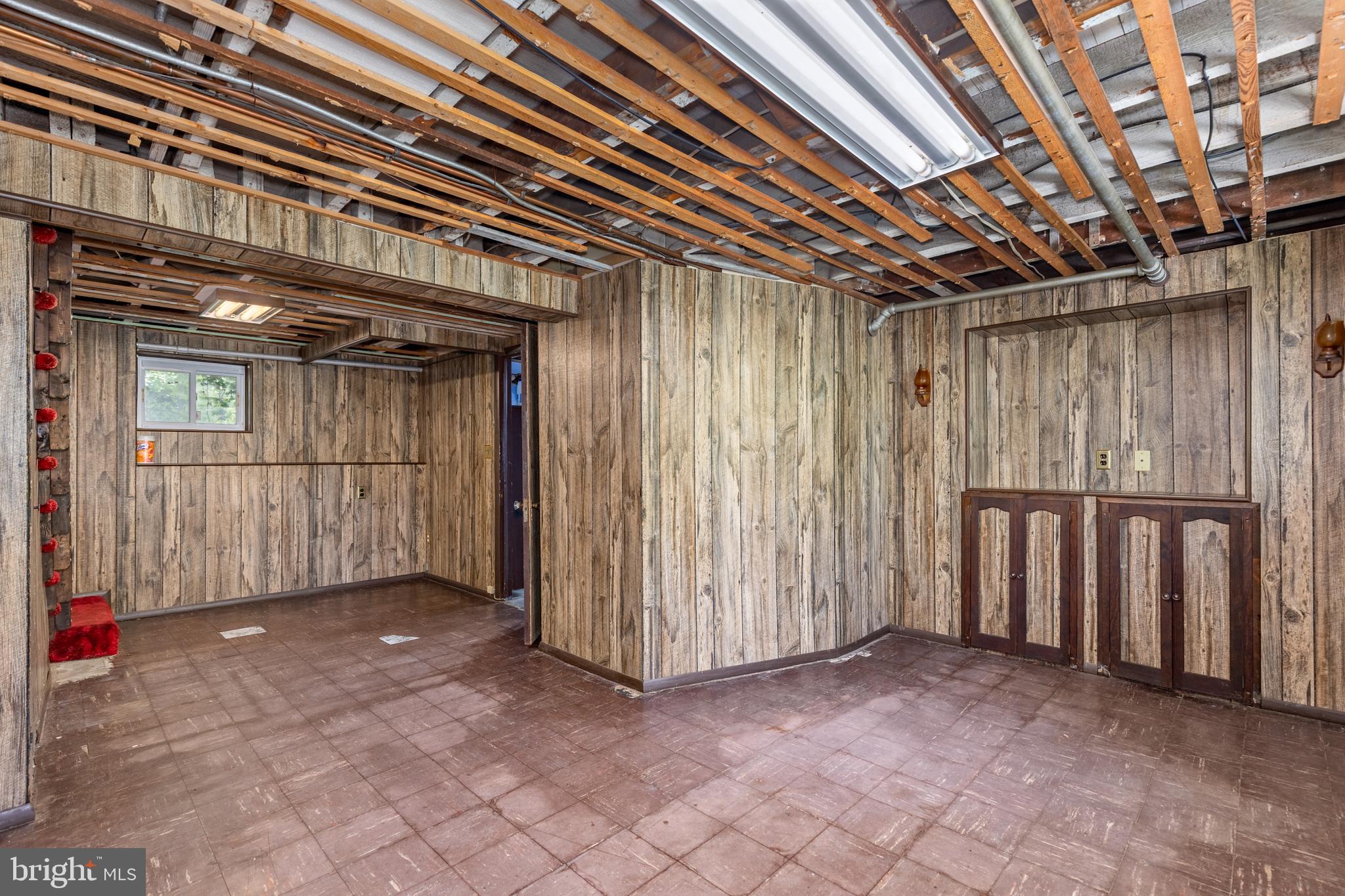 6426 Sherwood Road Baltimore, MD 21239 - Photo 28 of 43