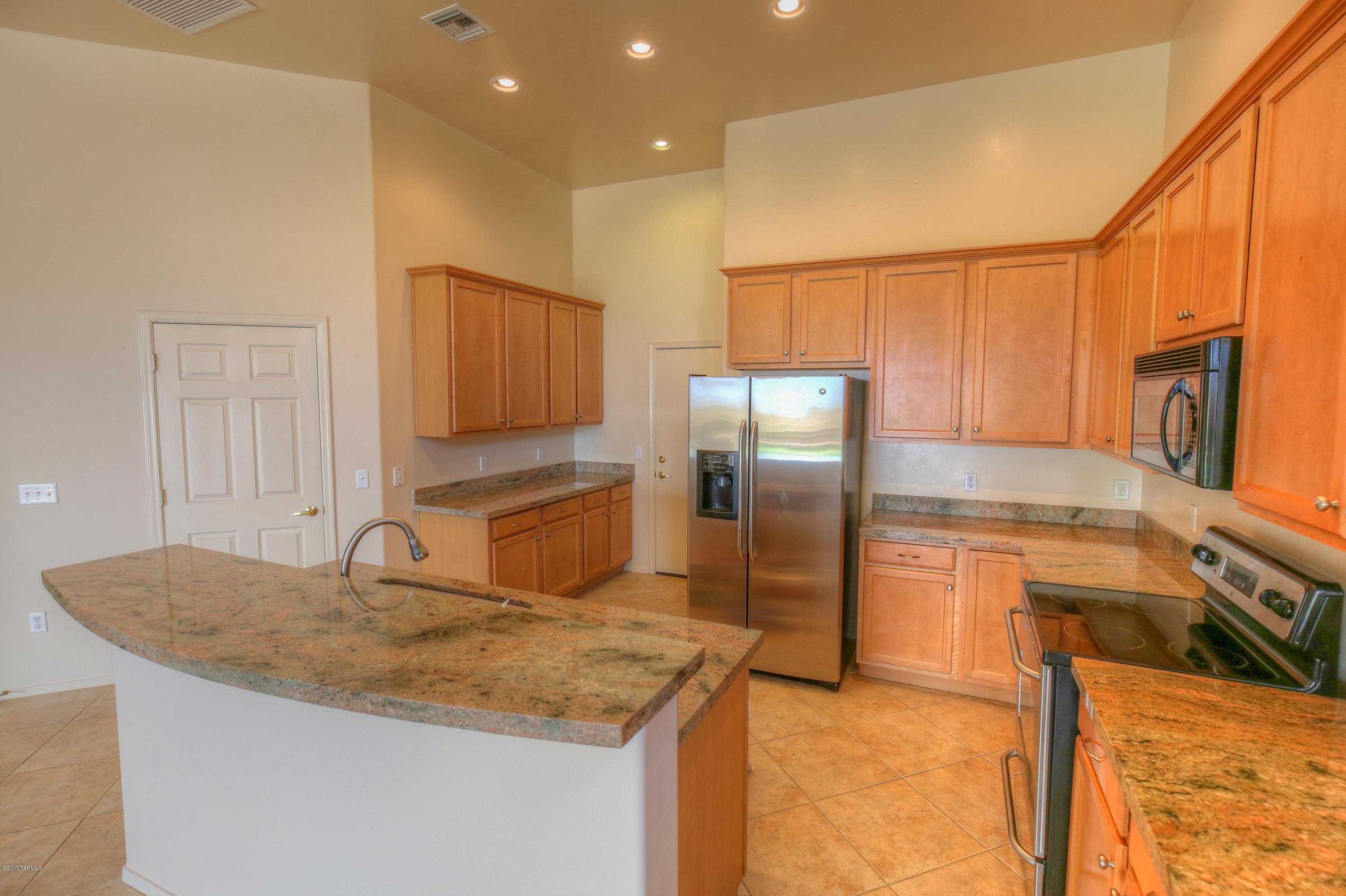10457 East Rita Ranch Crossing Circle Tucson, AZ 85747 - Photo 8 of 34