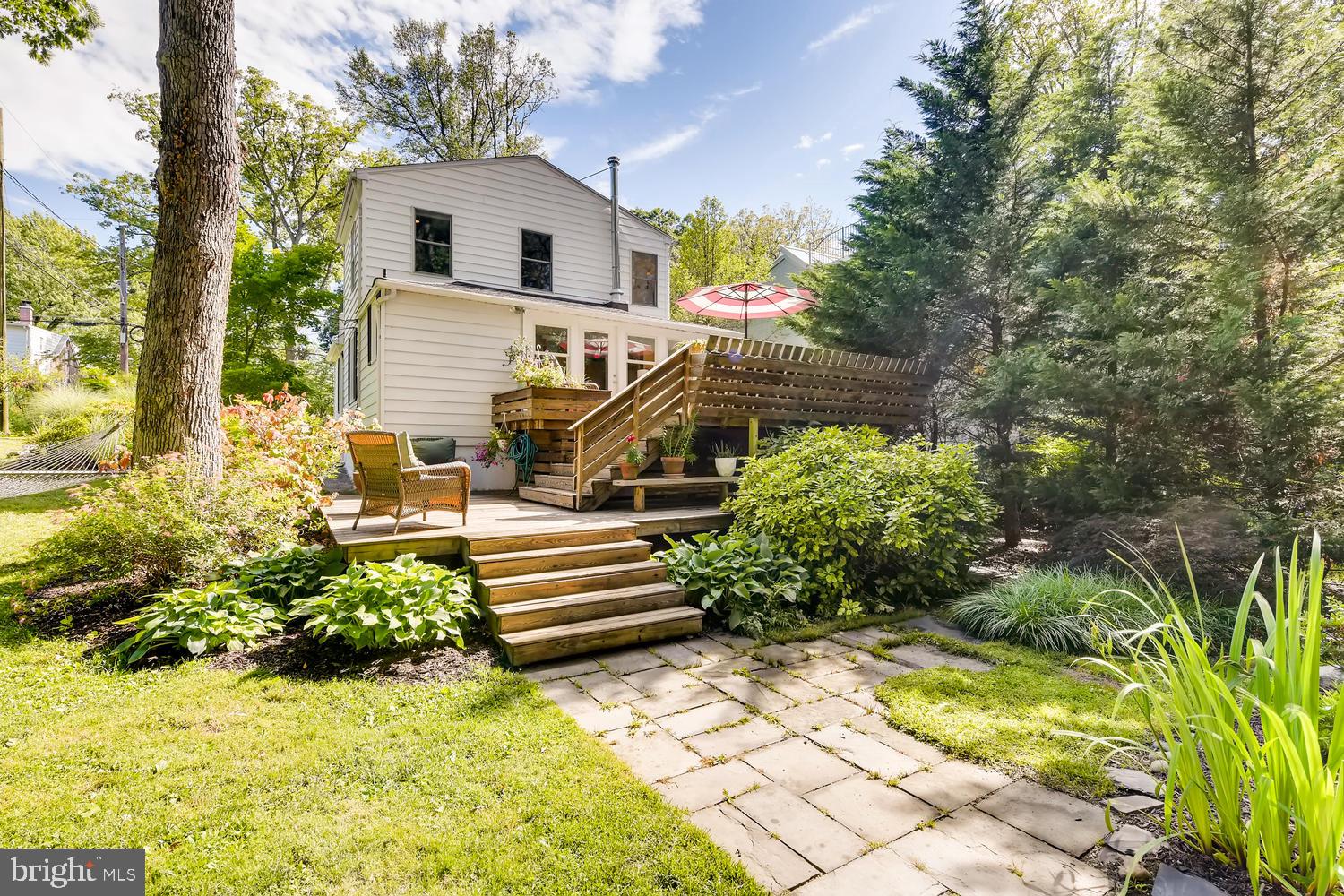 910 Litchfield Road Baltimore, MD 21239 - Photo 2 of 32