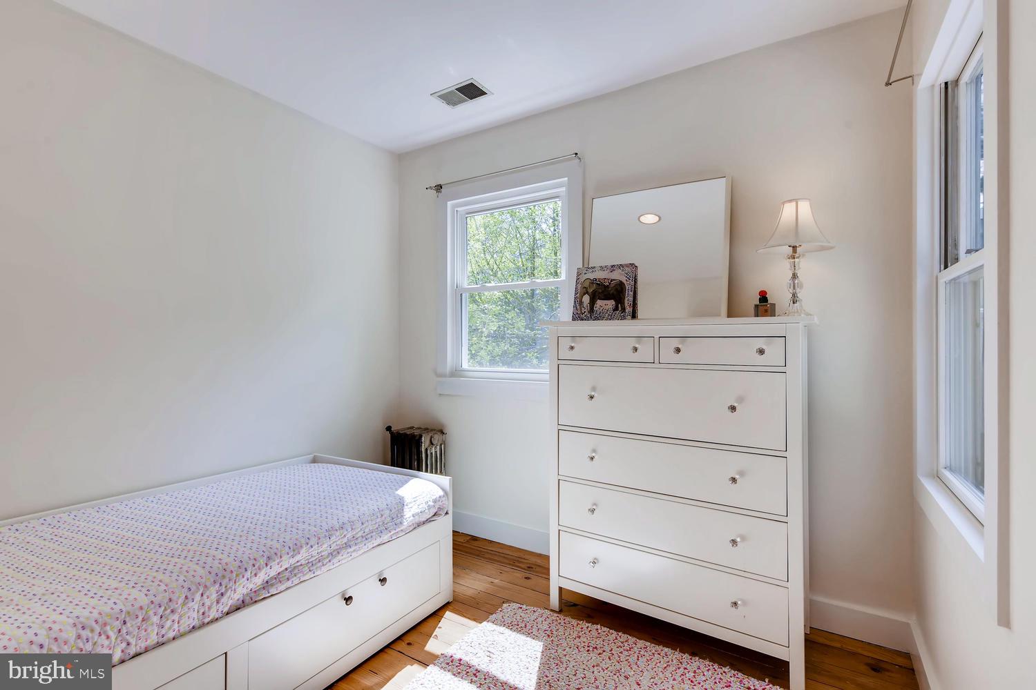 910 Litchfield Road Baltimore, MD 21239 - Photo 15 of 32