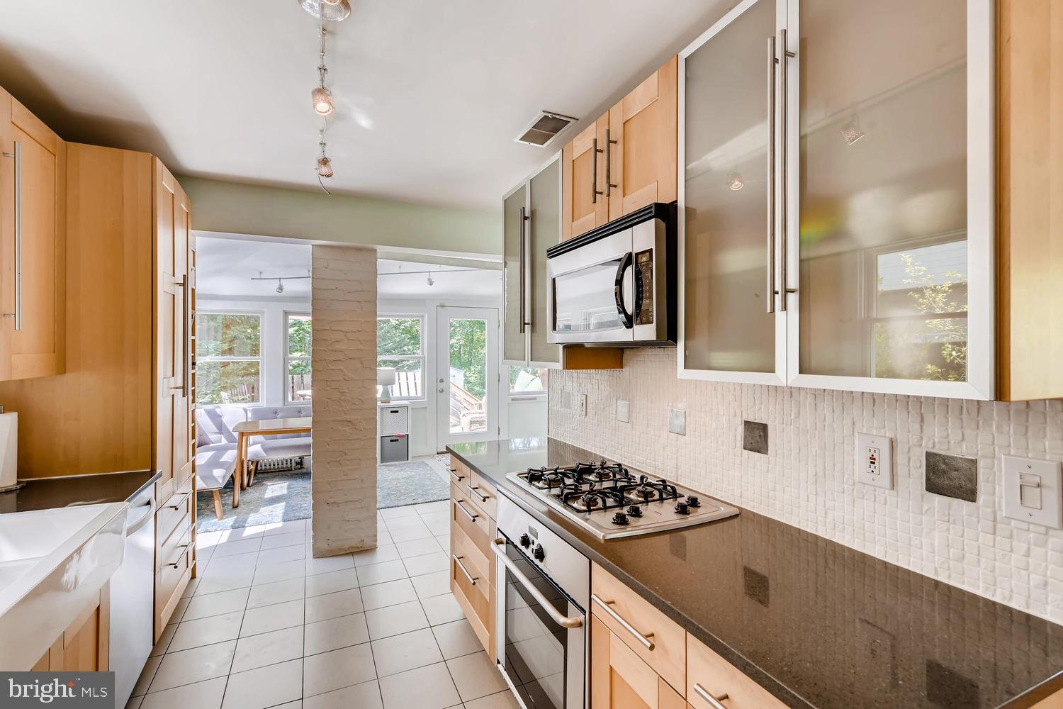 910 Litchfield Road Baltimore, MD 21239 - Photo 20 of 32