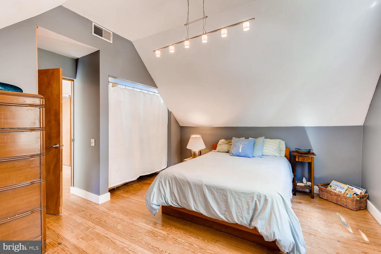 910 Litchfield Road Baltimore, MD 21239 - Photo 23 of 32