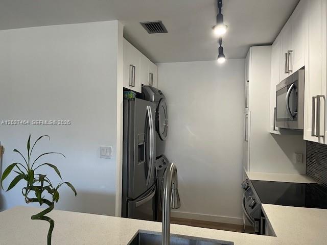 10054 Winding Lake Road, Unit 201 Sunrise, FL 33351 - Photo 5 of 12