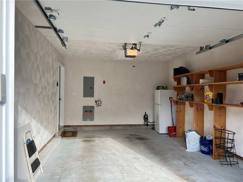 7 Rivers Edge Drive Coventry, RI 02816 - Photo 2 of 23