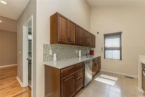$195,000 | 8928 Tudor Avenue, Overland, MO 63114