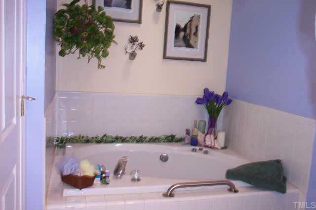 8437 Stephenson Road Apex, NC 27539 - Photo 9 of 9 Gallery Image 9
