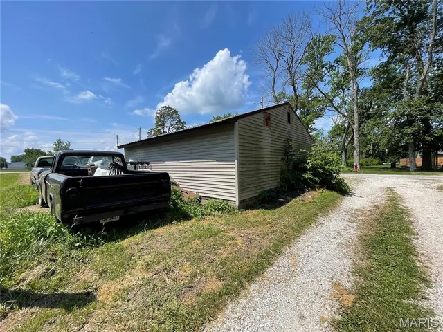$14,900 | 138 Mount Olive Il 62069, Mount Olive, IL 62069