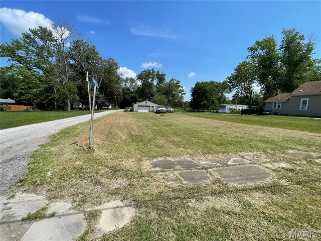 $14,900 | 138 Mount Olive Il 62069, Mount Olive, IL 62069