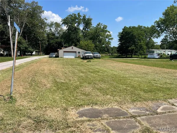 $14,900 | 138 Mount Olive Il 62069, Mount Olive, IL 62069