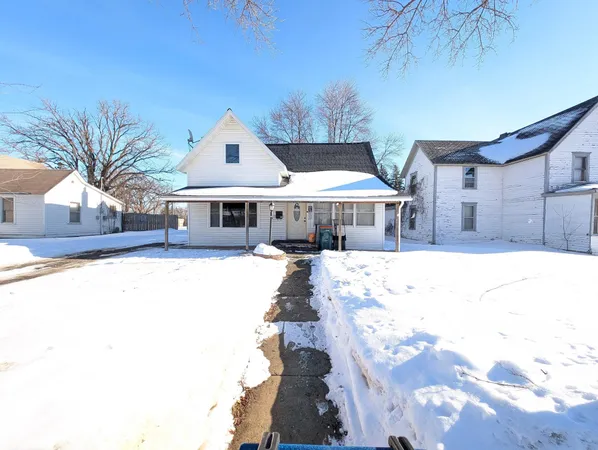 $165,000 | 220 1st Street Northeast, Wadena, MN 56482