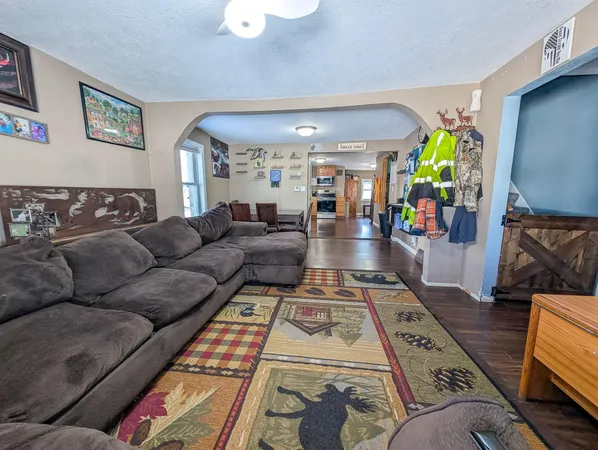 $165,000 | 220 1st Street Northeast, Wadena, MN 56482