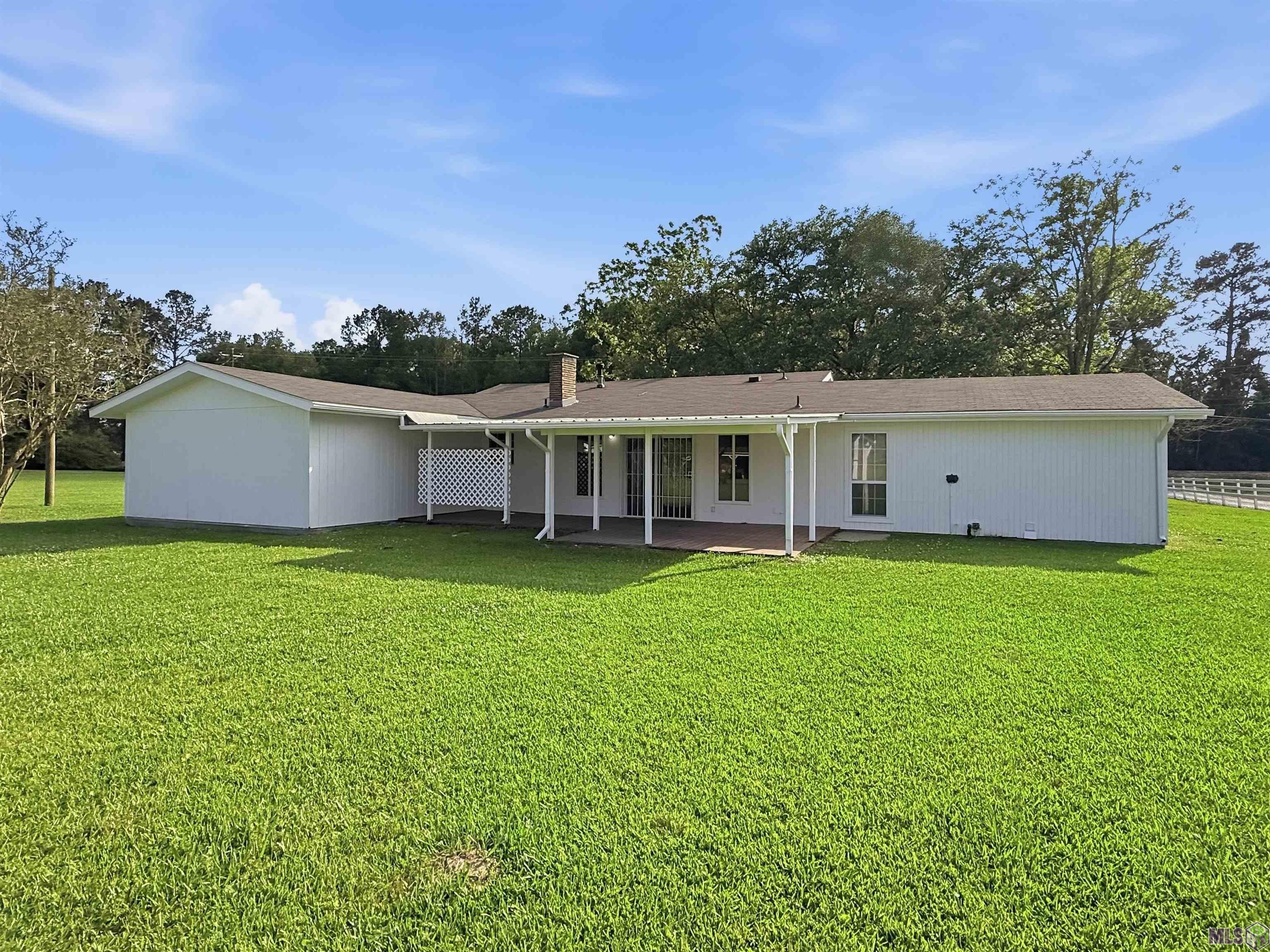 12725 Arnold Road Walker, LA 70785 - Photo 8 of 15