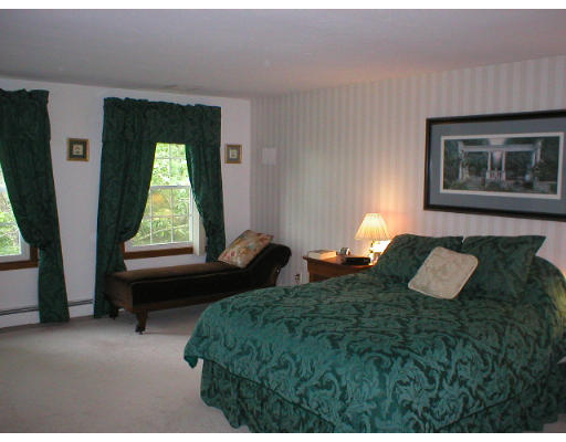 171 Edge Hill Road Sharon, MA 02067 - Photo 22 of 25 Gallery Image 22