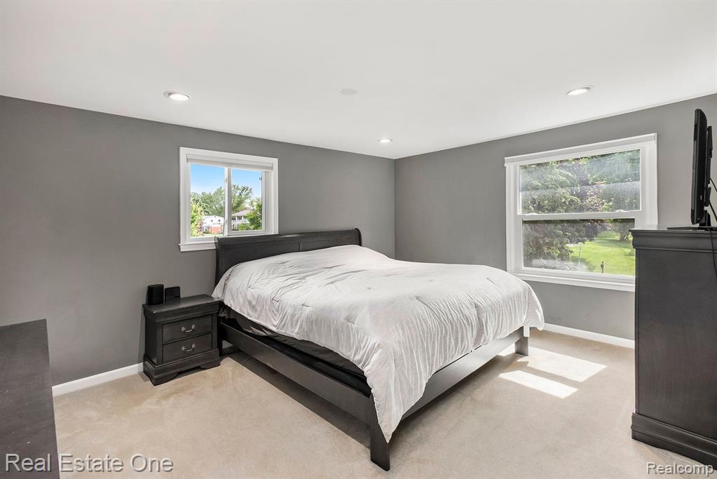 994 Hampstead Lane Rochester Hills, MI 48309 - Photo 12 of 25