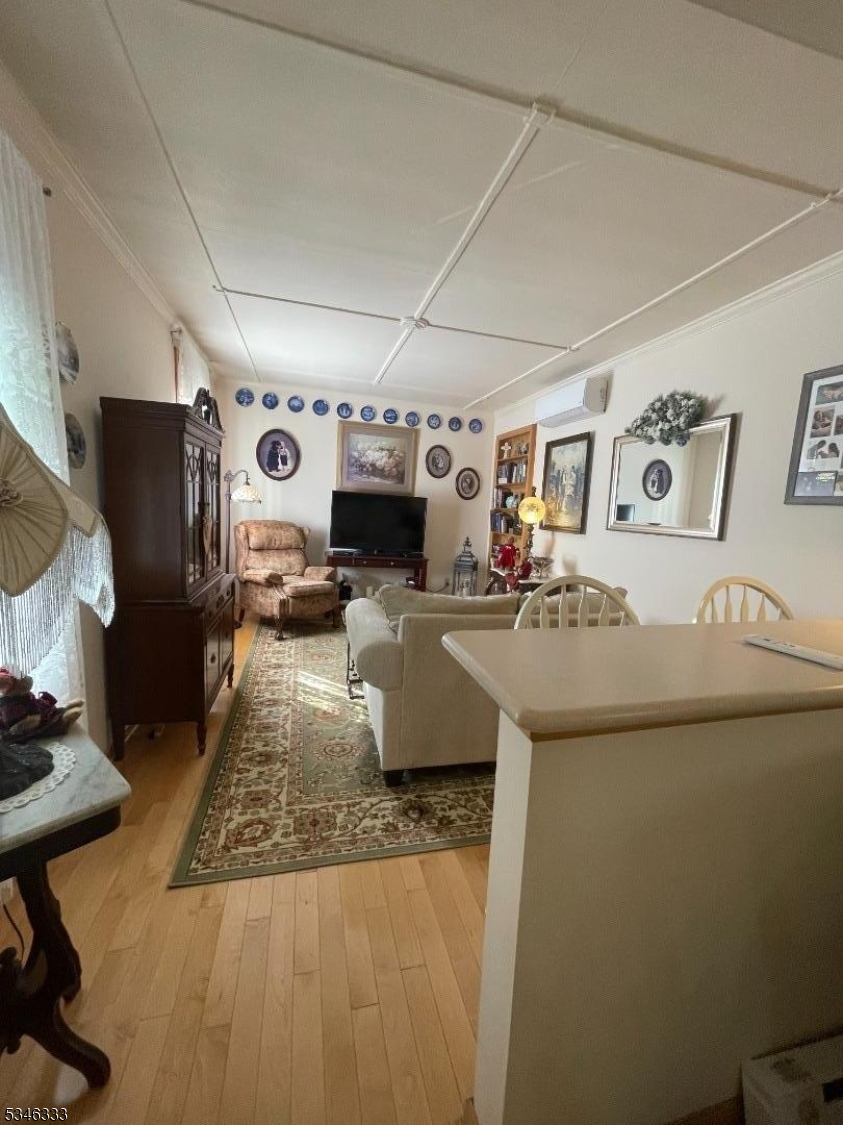 304 John Street Middlesex, NJ 08846 - Photo 4 of 11