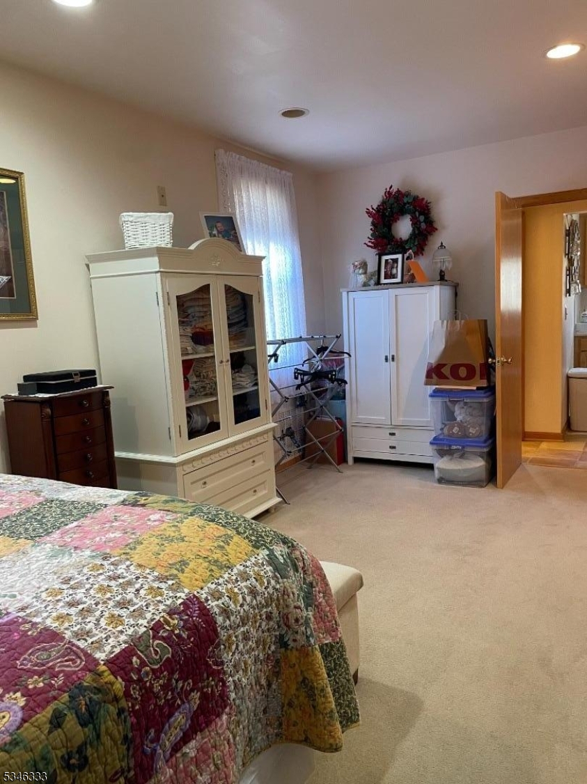 304 John Street Middlesex, NJ 08846 - Photo 7 of 11