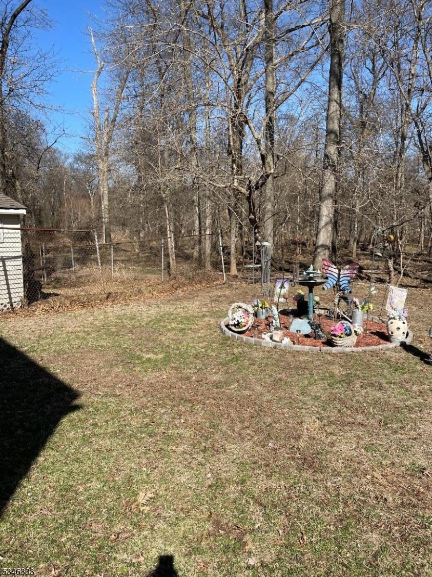 304 John Street Middlesex, NJ 08846 - Photo 10 of 11