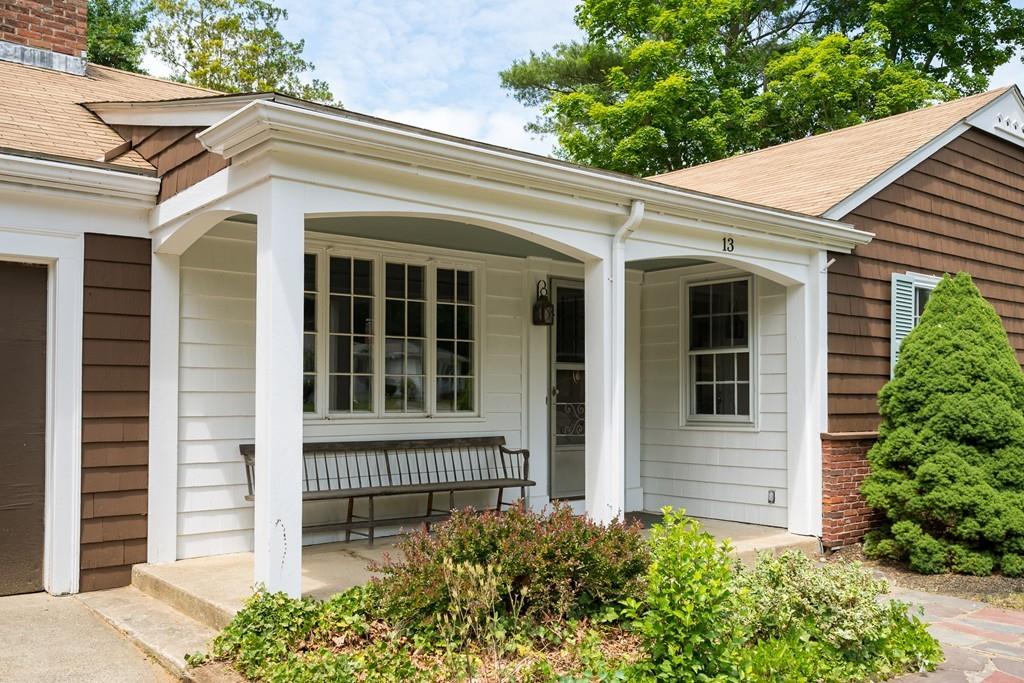 13 Birch Road Easton, MA 02375 - Photo 3 of 24 Gallery Image 3