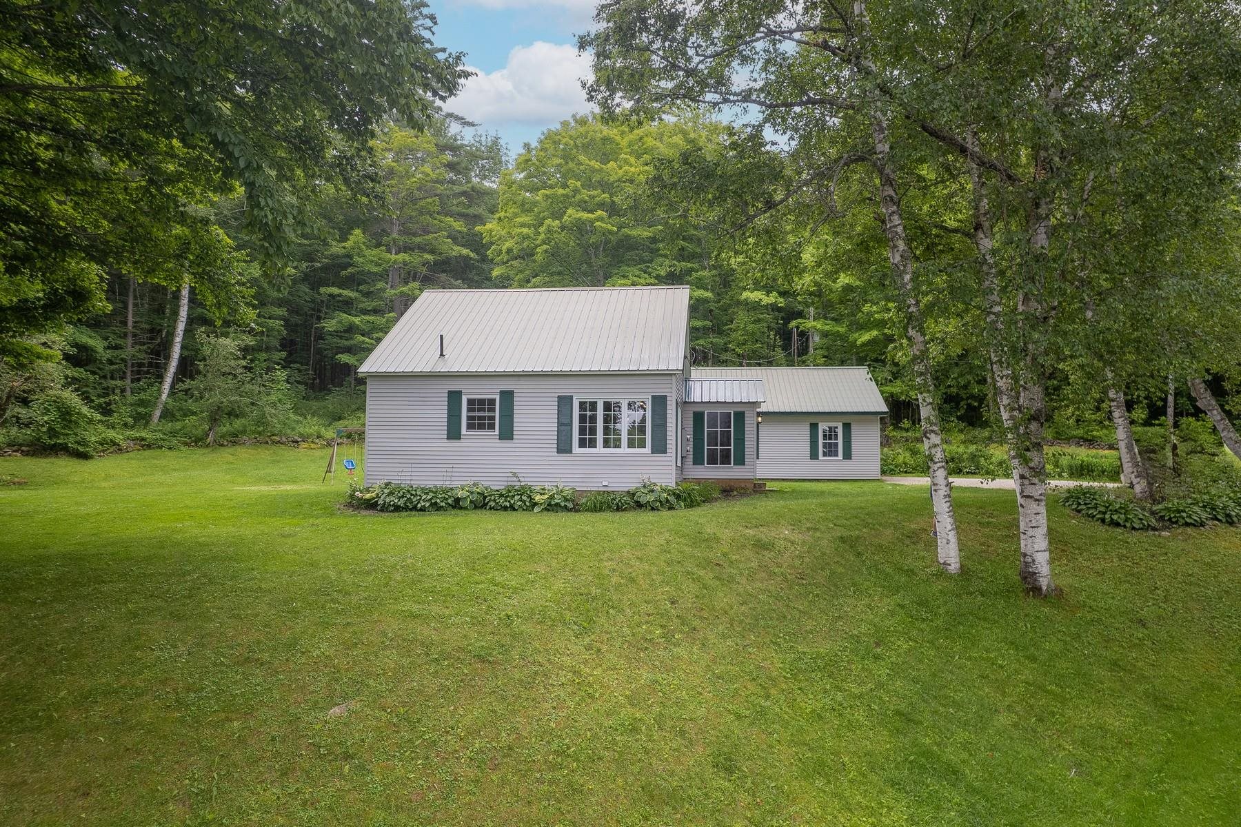 995 Centerville Road Wallingford, VT 05742 - Photo 3 of 38