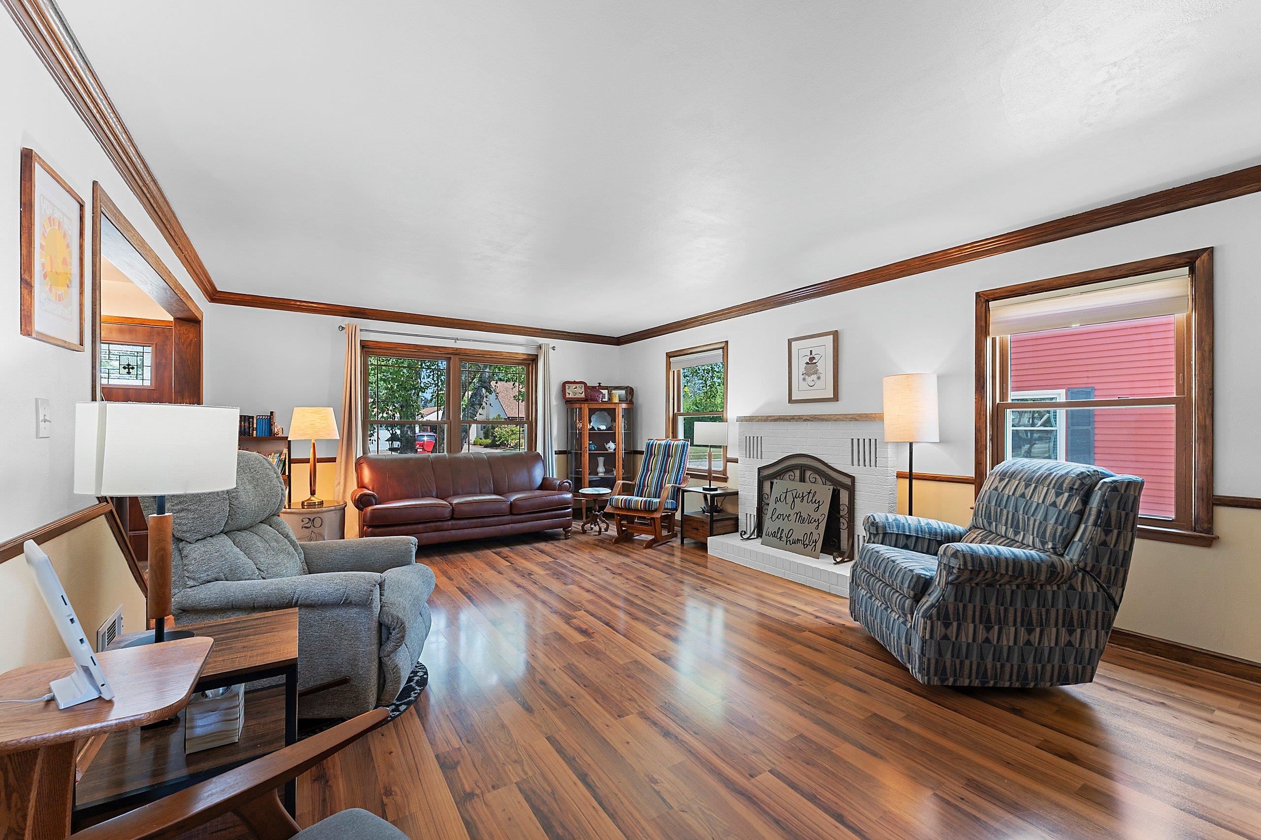 613 East Byrd Street Appleton, WI 54911 - Photo 11 of 66 Gallery Image 11