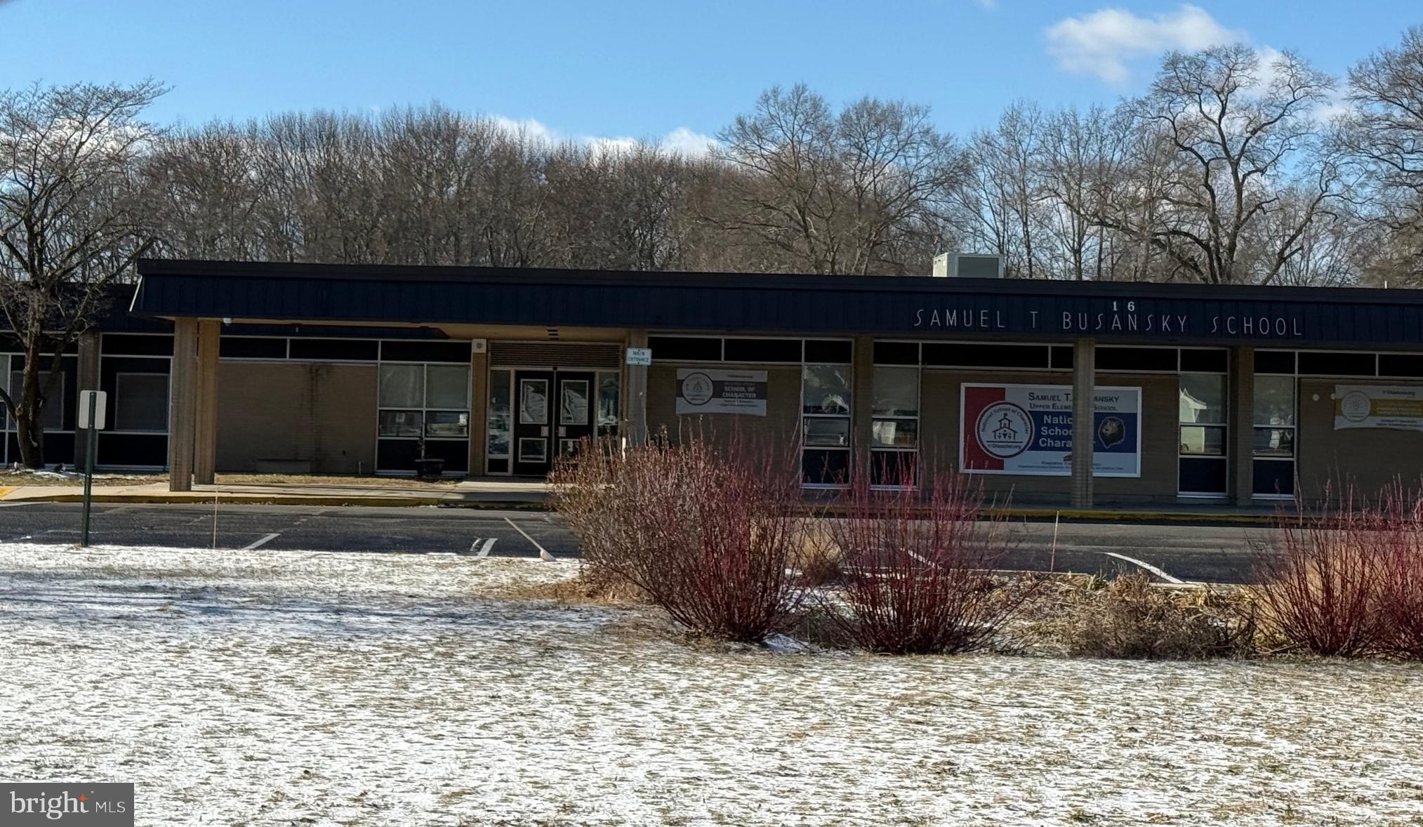 220 College Drive Pemberton, NJ 08068 - Photo 6 of 11 a front view of a house with garden