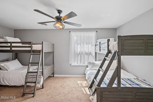 $5,500 | 387 Maple Avenue, Saratoga Springs, NY 12866