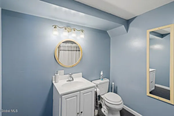 $5,500 | 387 Maple Avenue, Saratoga Springs, NY 12866