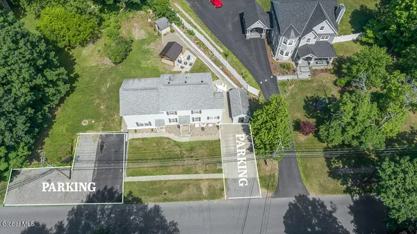 $5,500 | 387 Maple Avenue, Saratoga Springs, NY 12866