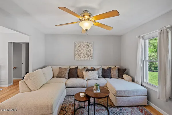 $5,500 | 387 Maple Avenue, Saratoga Springs, NY 12866