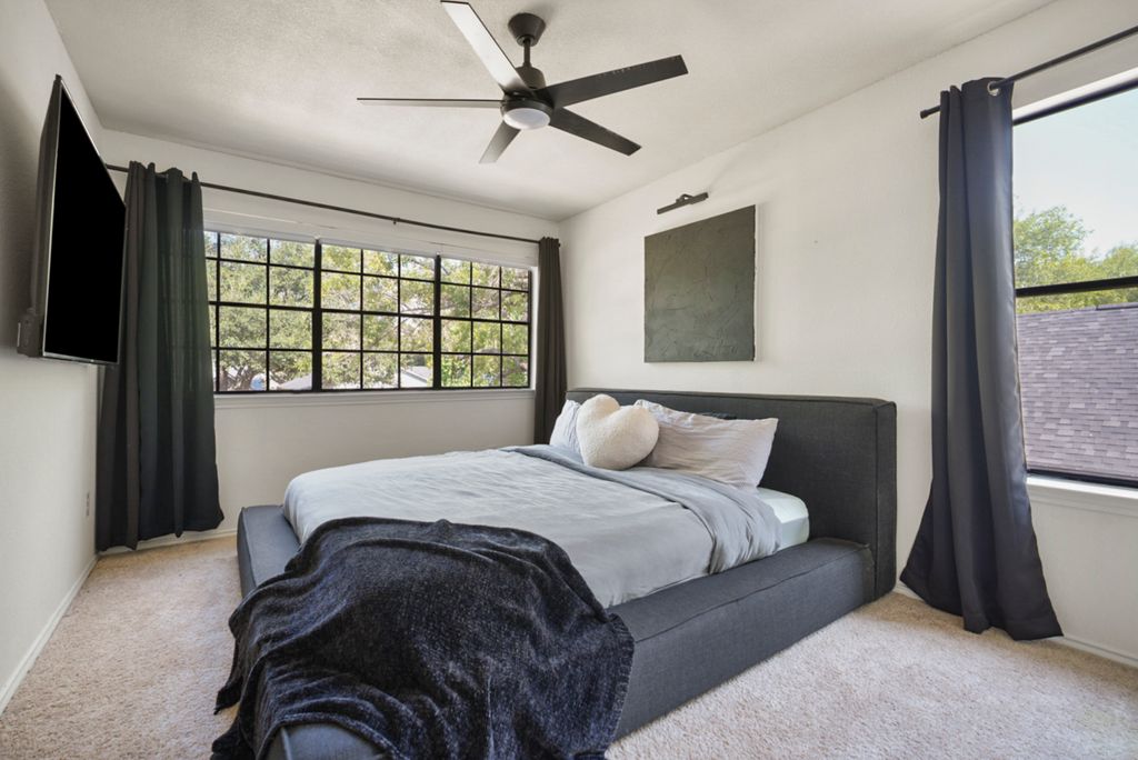 9833 Briar Ridge Drive Austin, TX 78748 - Photo 6 of 17 Primary Suite