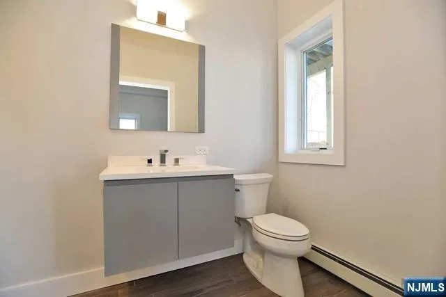 $6,500 | 463 Roff Avenue, Unit B, Palisades Park, NJ 07650