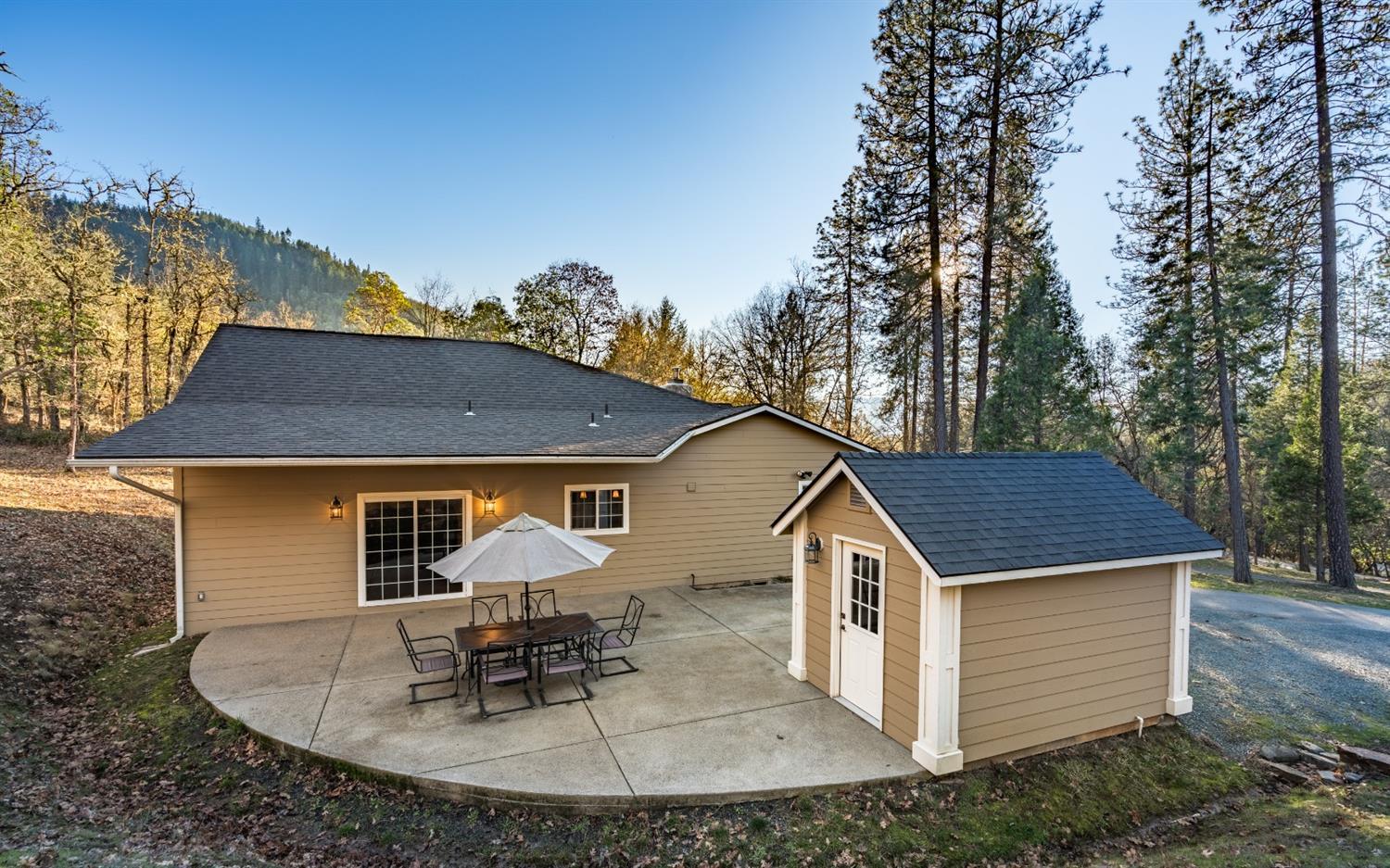 3210 Wards Creek Road Rogue River, OR 97537 - Photo 32 of 35 Additional Photo