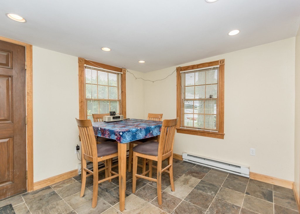 19 Plant Road Waltham, MA 02451 - Photo 7 of 19