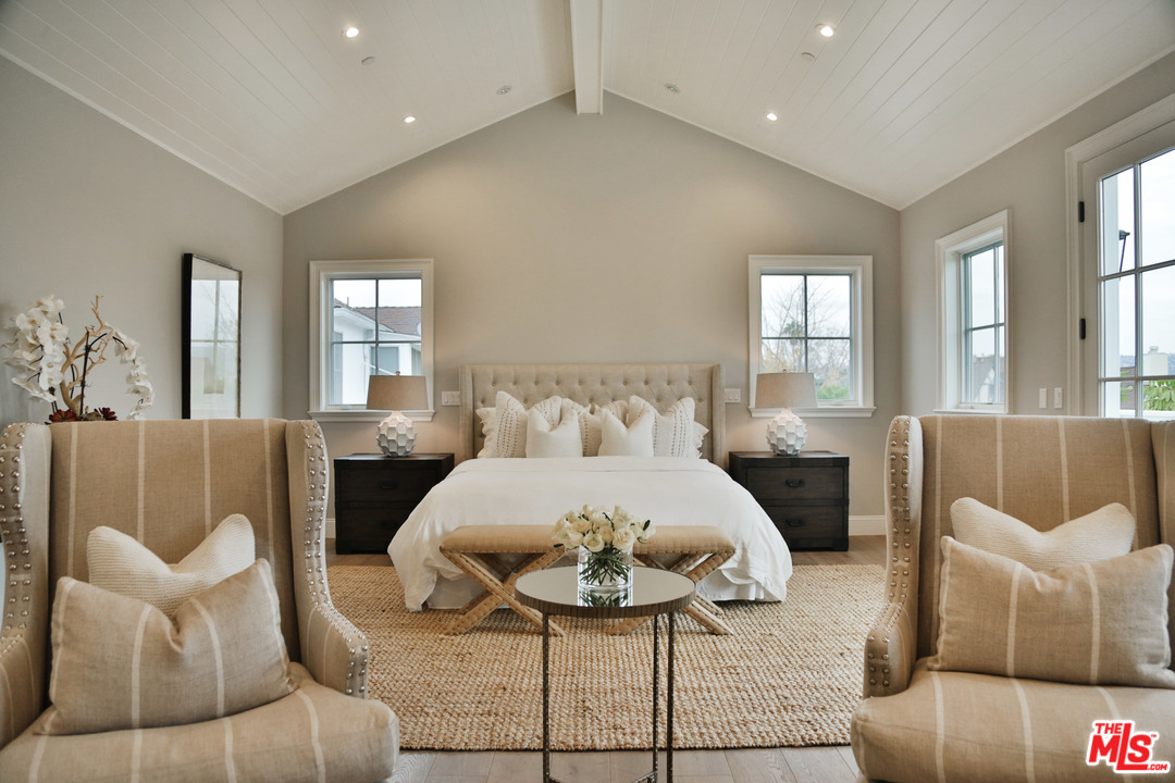 2770 Forrester Drive Los Angeles, CA 90064 - Photo 22 of 49