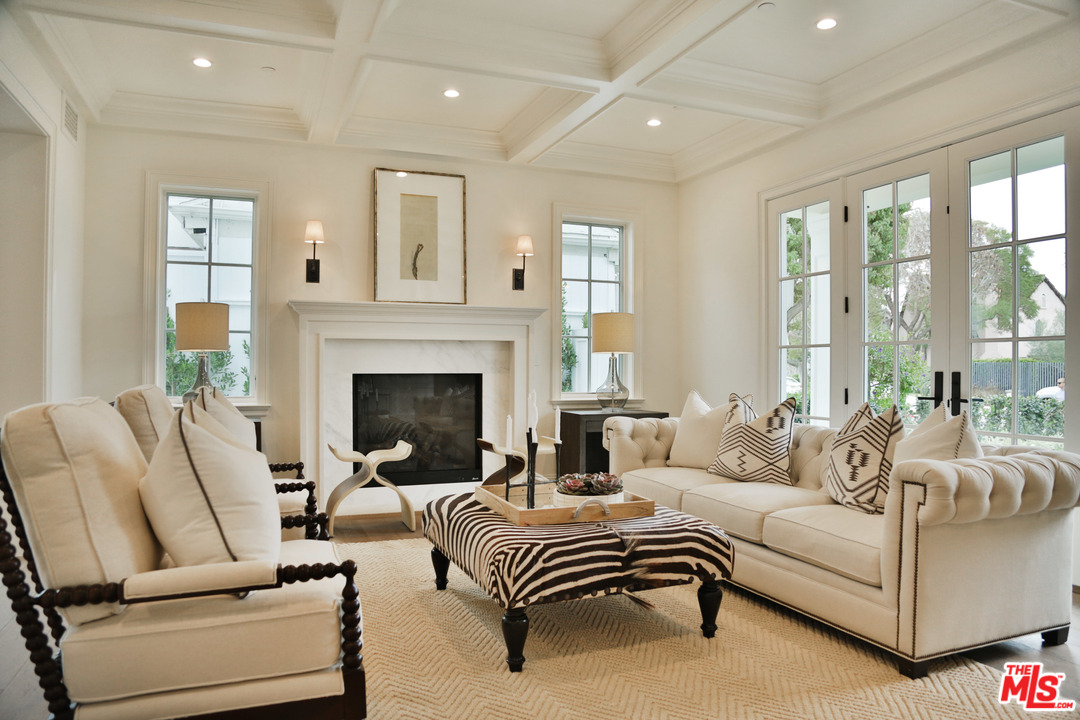 2770 Forrester Drive Los Angeles, CA 90064 - Photo 4 of 49