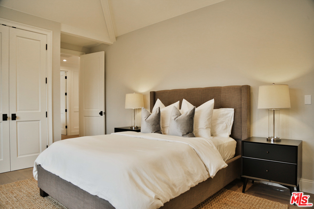 2770 Forrester Drive Los Angeles, CA 90064 - Photo 31 of 49