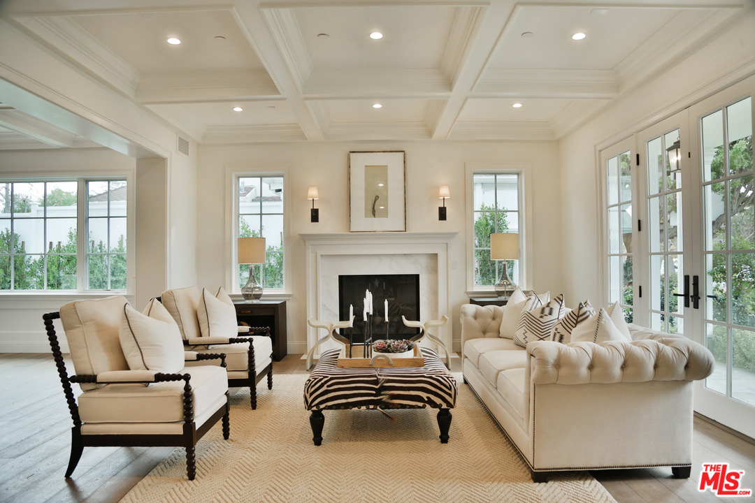 2770 Forrester Drive Los Angeles, CA 90064 - Photo 5 of 49