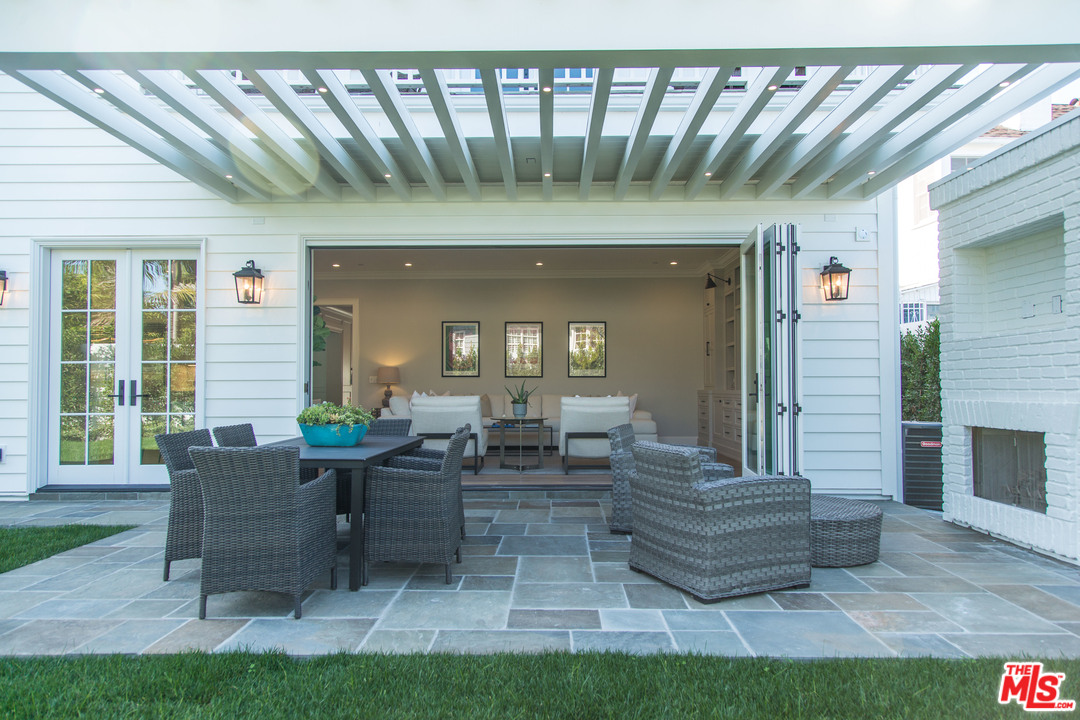 2770 Forrester Drive Los Angeles, CA 90064 - Photo 46 of 49