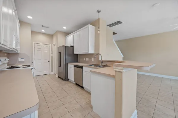 $1,850 | 8714 Thistlemoor Lane, Houston, TX 77044