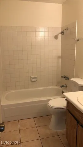 $1,000 | 2021 Winwood Street, Unit 1, Las Vegas, NV 89108